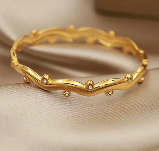 Reina Bangle
