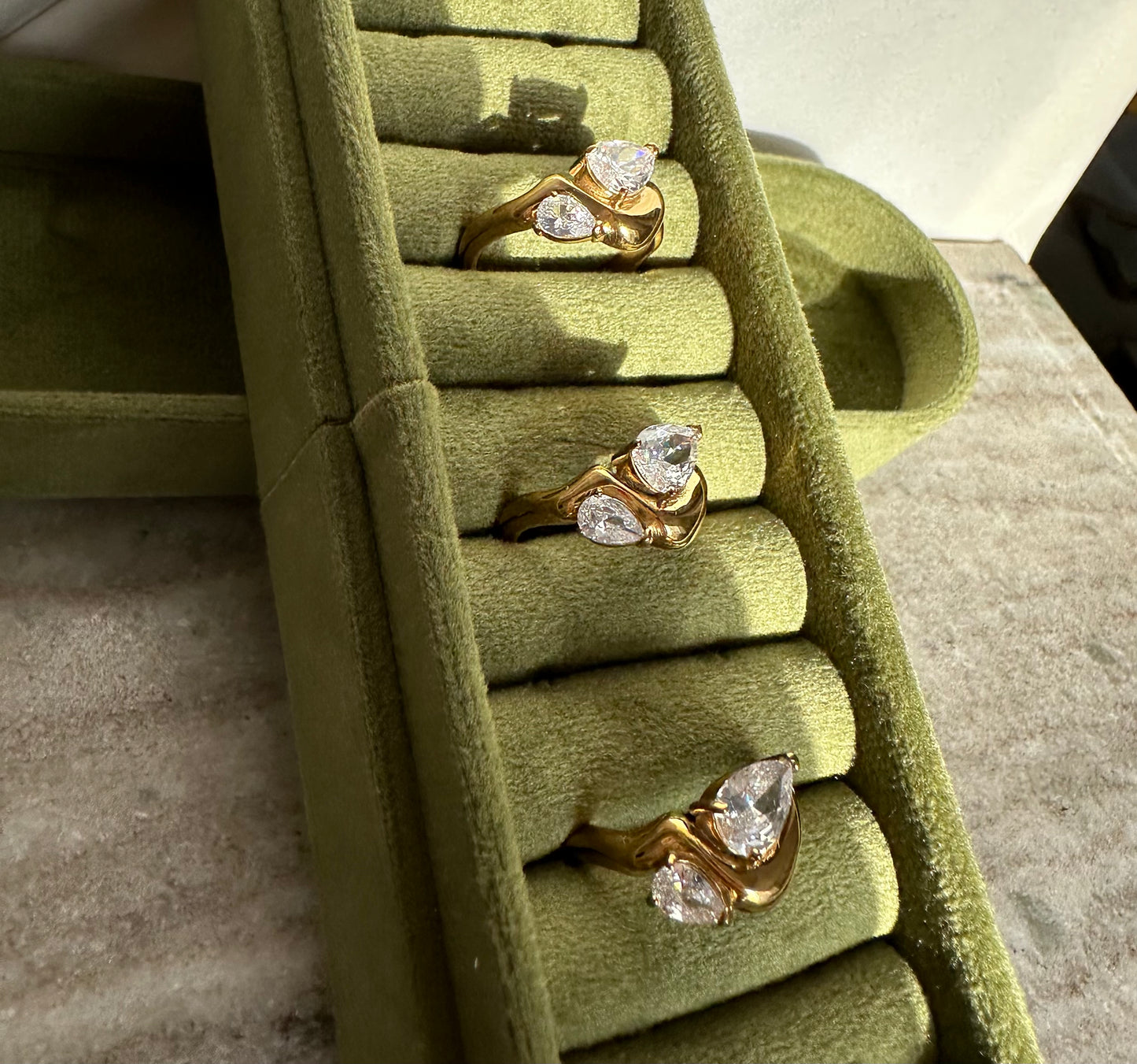 Riri Ring