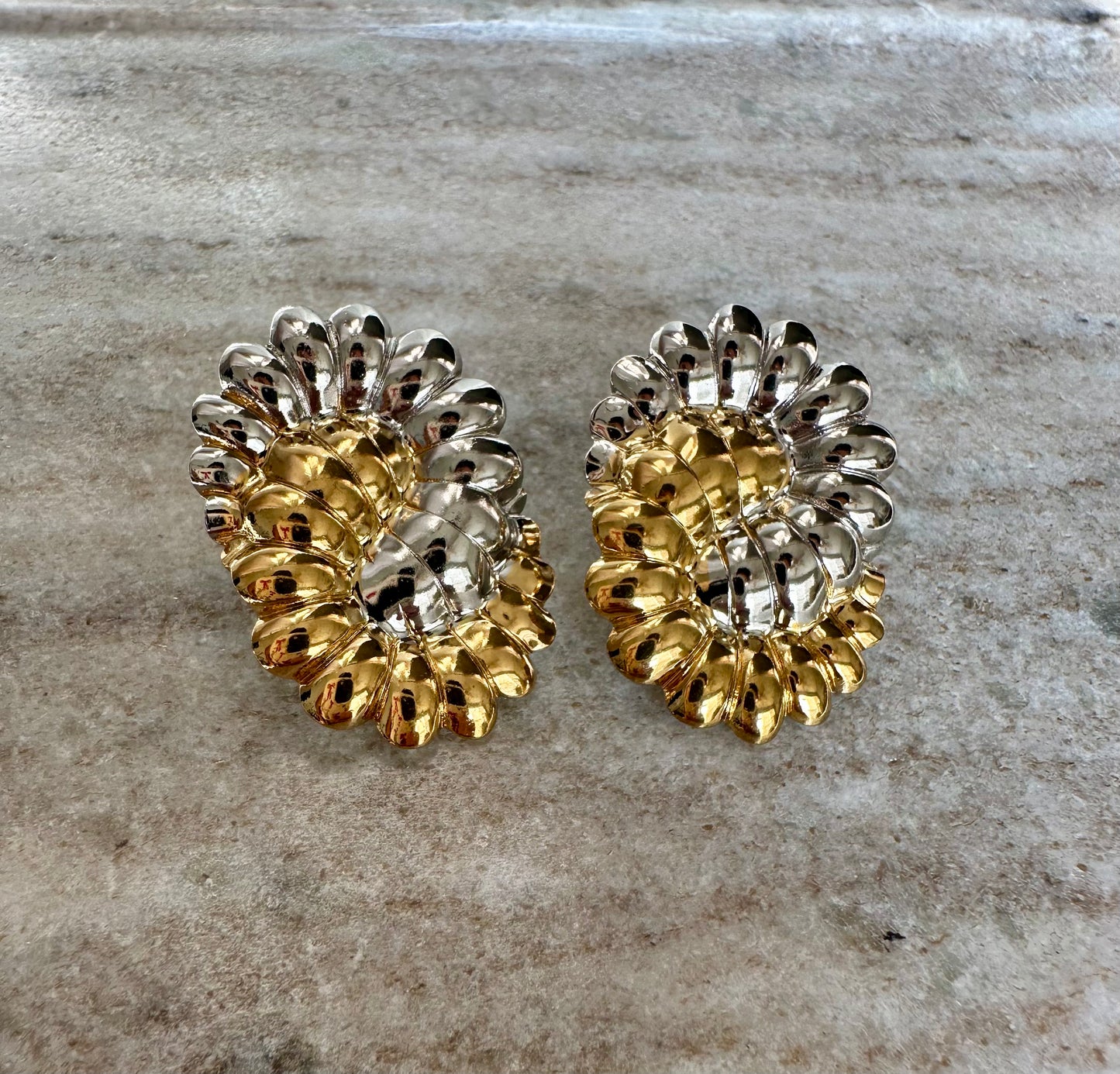 Nora Studs